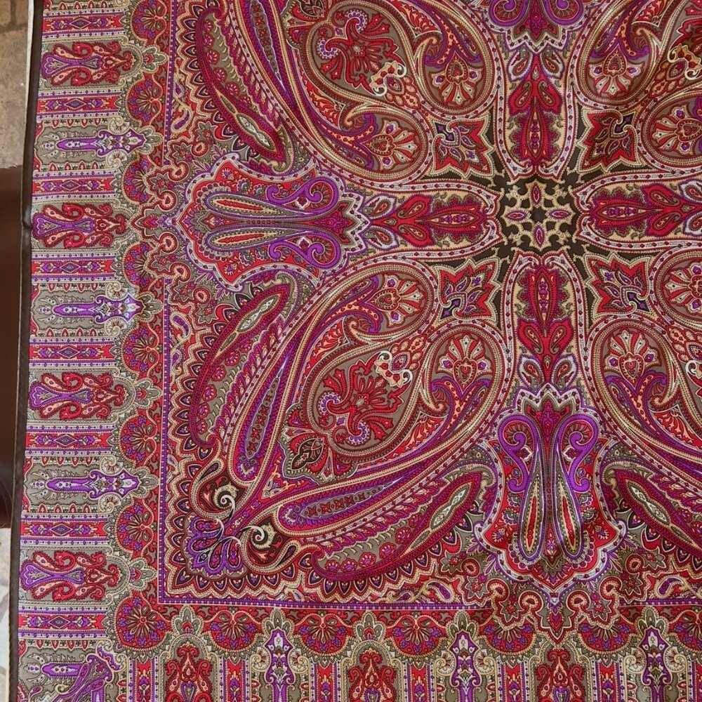 Vibrant Vintage Aquascutum of London Silk Scarf 35" x 35" - Picture 7 of 16